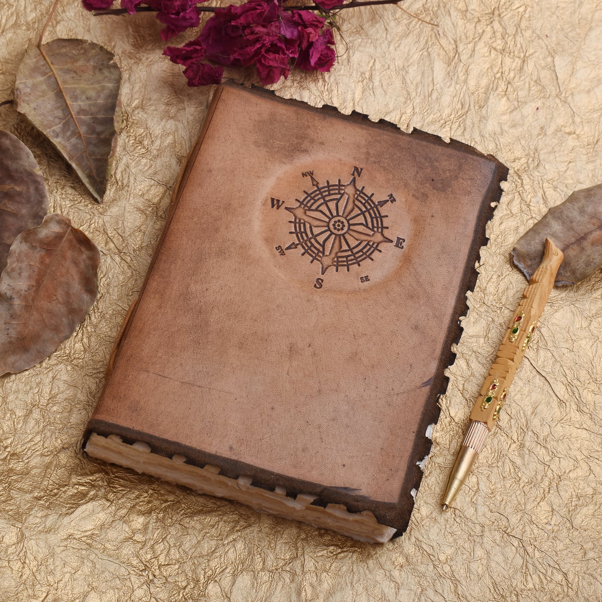Large Leather Journal for Women - Vintage Leather Bound Journal - Antique  Paper - Beautiful Embossed Heart Leather Sketchbook- For Drawing, Sketching