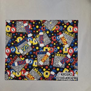 Portatarjetas de bingo con tirador de colores