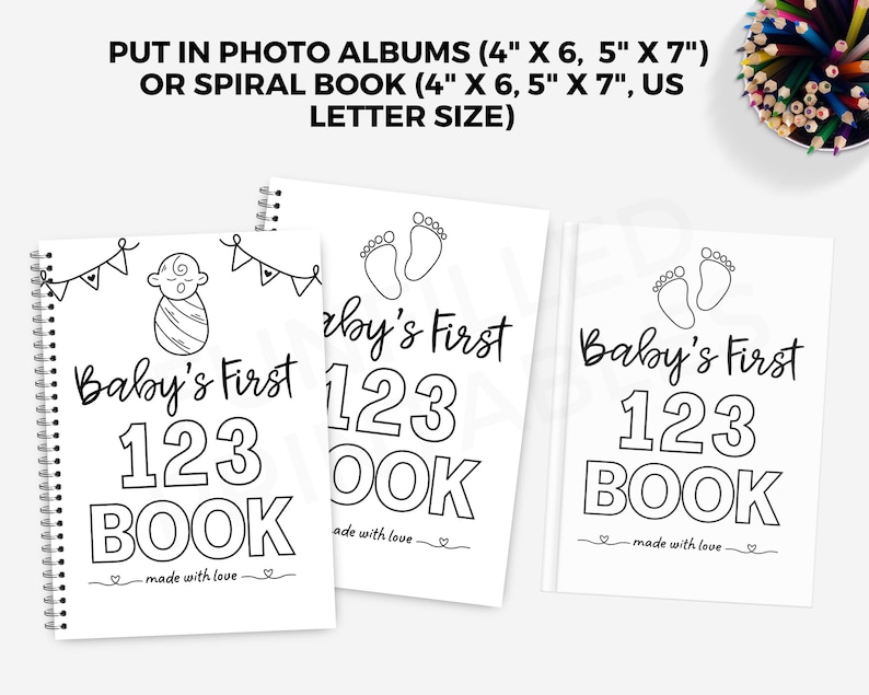 Puede incluir: Tres p&aacute;ginas imprimibles en blanco y negro para un primer libro de 123 para beb&eacute;s. Las p&aacute;ginas presentan un beb&eacute;, huellas de pies y los n&uacute;meros 123. El texto en las p&aacute;ginas dice "Baby's First 123 Book - made with love".