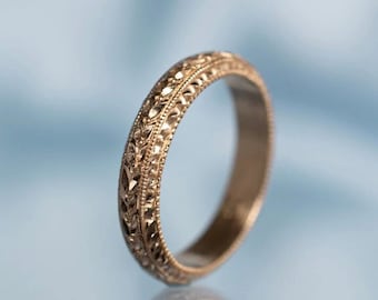 Women’s Vintage Style Wedding Band, 10k Solid Gold Floral Wedding Band, Gold Wedding Band, Milgrain Wedding Band