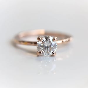 Solitaire Diamond Ring, 10K Solid Gold Moissanite Ring Gold, Texture Hammered Band, Tree Bark Texture, Minimal Diamond Engagement