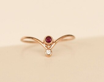 Ruby Gold Wedding Band / Dainty Stacking Ring / Chevron Ring / 10k Solid Gold Ring / Diamond Gold Ring / Contour Ruby Ring / Delicate Ring