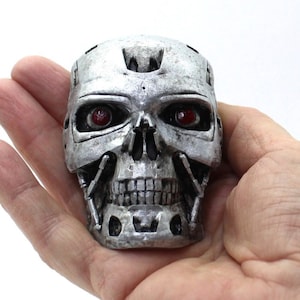 Terminator Skull Head Fridge Magnet: Cybernetic Endoskeleton Movie Memorabilia