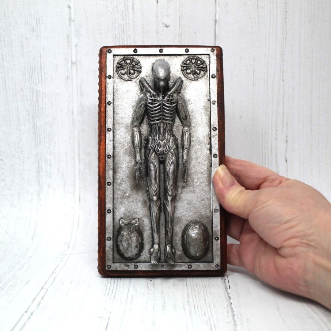 H R Giger Alien Original 1979 Movie Design Finely Detailed 3D Xenomorph ...
