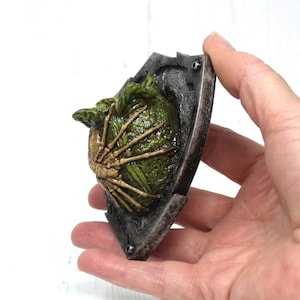 Alien Egg Fridge Magnet or Trophy: Xenomorph Fan Art
