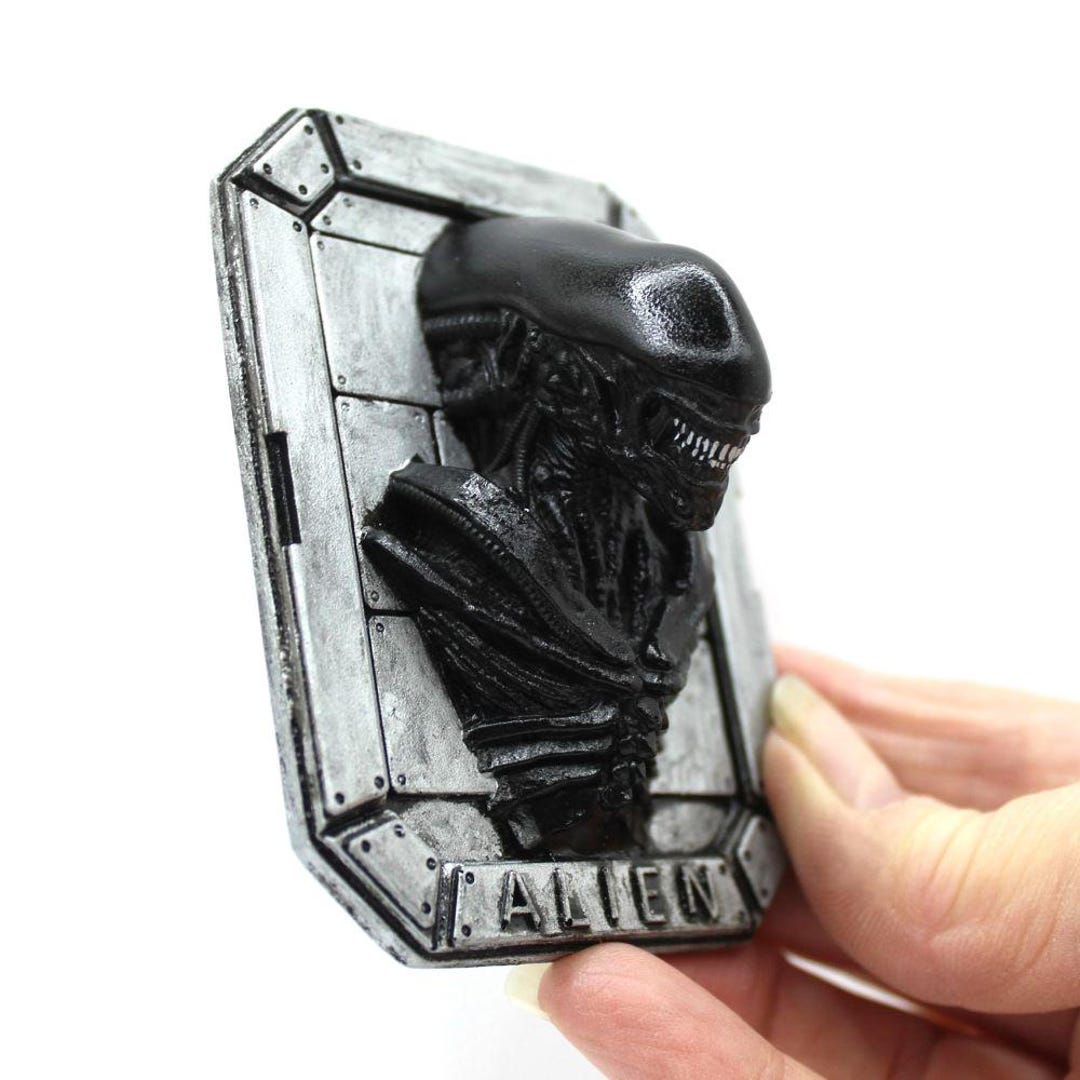 HR Giger FRIDGE MAGNET, Giger's Alien Fridge Magnet, Alien Bust Fridge ...