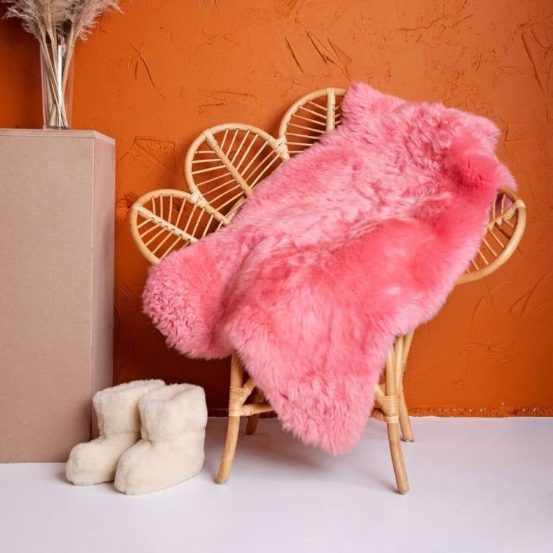 Skéépe Texel Sheepskin Pink Peau de mouton véritable Marque de qualité Texel Peau de mouton colorée tapis en peau de mouton image 2