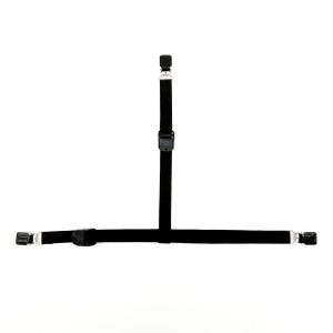 Könnte beinhalten: Schwarze verstellbare Träger mit Metallclips. Die Träger sind für die Verwendung als Hosenträger-System konzipiert.