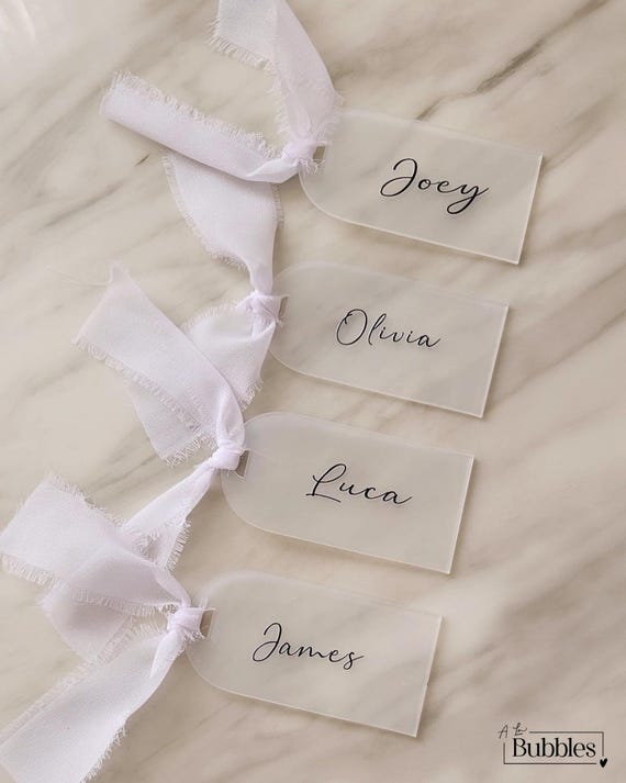 Personalised Acrylic Wedding Place Cards with Ribbon – Elegant Guest Name Tags