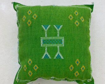 Boho Moroccan Pillow Cover, Handwoven Cactus Silk (50x50cm)