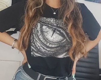 Dragon Eye T-Shirt, Oversized Graphic Tee, Vintage Dragon Shirt, Dragon Gifts, Cool Gift For Her Or Him, Handmade Clothing