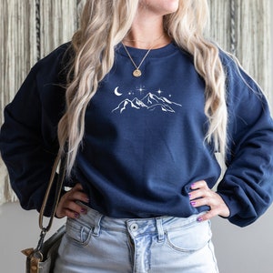 Sweatshirt bergmaan en sterren, campingsweater, wandelsweater, bergshirt, bergsweater, hemelsweatshirt afbeelding 4