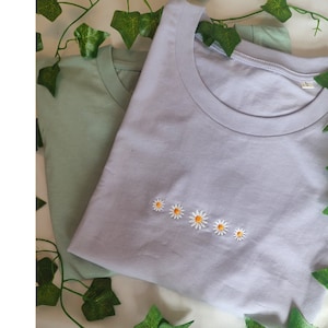 Embroidered Daisies T Shirt, Floral Shirt, Floral Tee, Botanical Shirt, Daisy T Shirt, Embroidered Shirt, Handmade Clothing, T Shirt UK