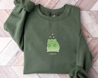 Embroidered Cute Frog Sweatshirt, Cute Animal Shirt, Frog Shirt, Frog Gifts, Embroidered Shirt, Embroidered Crewneck, Custom Embroidery