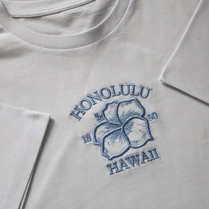 Embroidered Honolulu Hibiscus Flower T-Shirt, Pretty Hawaii Tee, Hawaii T Shirt, Embroidered Vintage Tee, Floral Shirt, Handmade