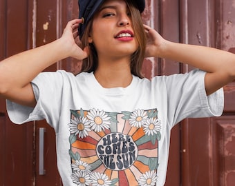 Women's Here Comes The Sun T-Shirt, Vintage T Shirt, Retro T Shirt, Summer Tee, Summer T Shirt, Handmade Clothing, Floral Shirt, Floral Tee