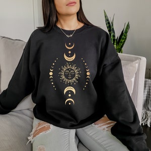 Sweat-shirt mystique céleste bohème soleil et lune, chemise mystique, chemise céleste, sweat-shirt bohème, cadeaux bohèmes, jolis cadeaux pour elle