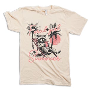 Sommartröja med vildflickor | Rolig tvättbjörns-T-shirt | Söt panda-T-shirt | Fånig djurtröja | Sommartröja med slogan bild 6