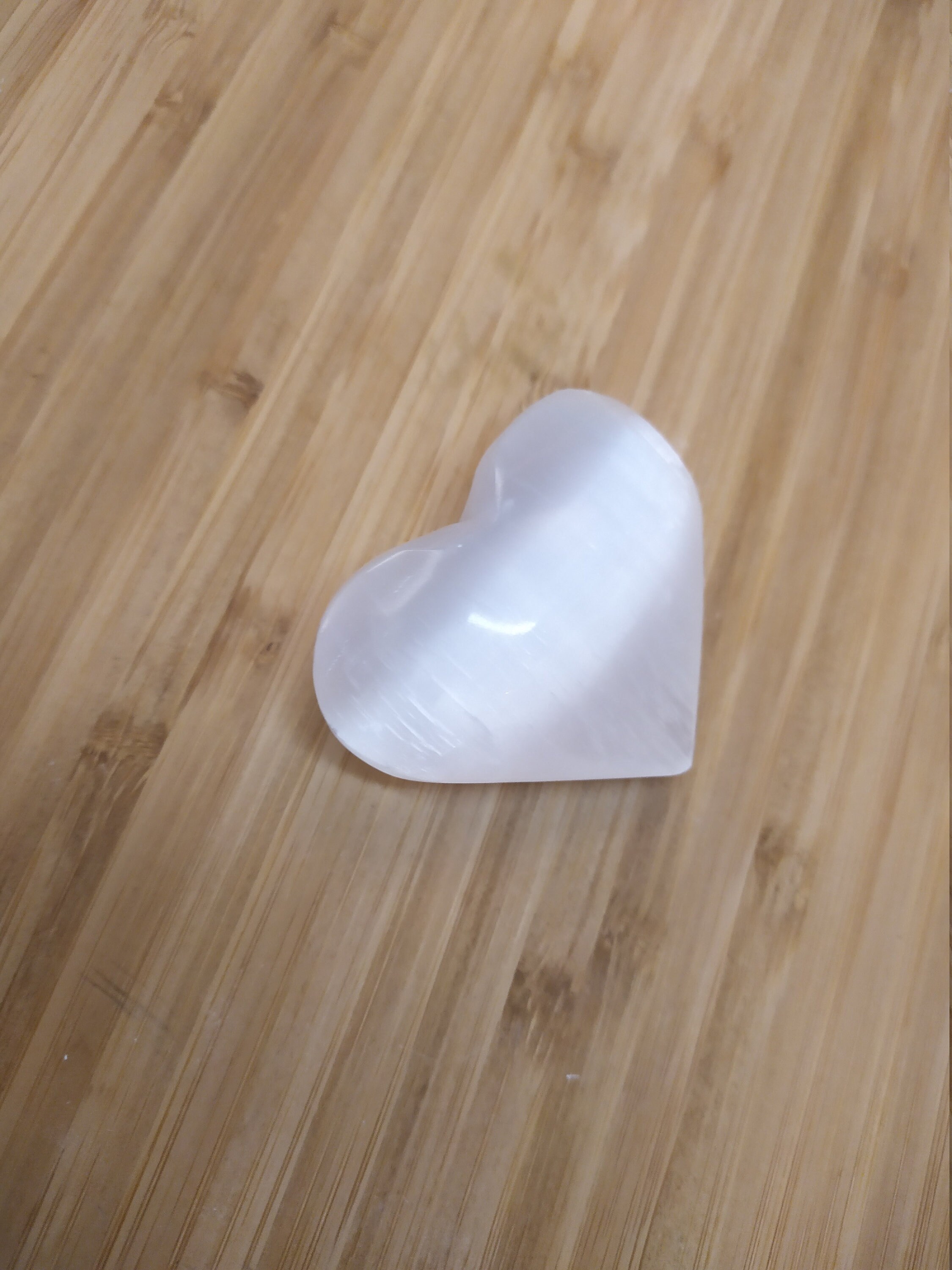 Sélénite Coeur en Pierre Naturelle