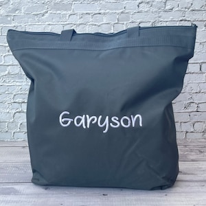 Personalized Tote Bag, Zip Closure Daycare Bag, Custom Embroidered  Diaper Bag, Daycare Bag