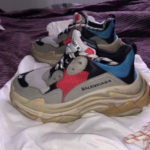 Balenciaga Triple S -  UK