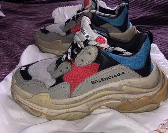 BALENCIAGA triple S size 3 36