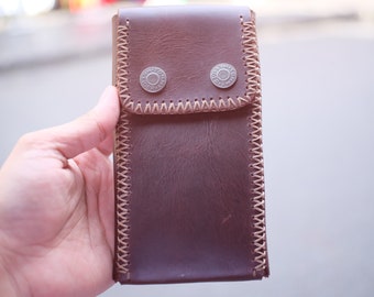 Estojo para celular feito à mão em couro bovino – Bolsa para cinto