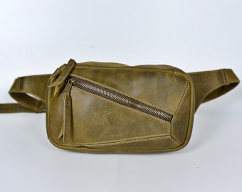 Bolsa tiracolo personalizada em couro bovino, bolsa pequena para o peito.