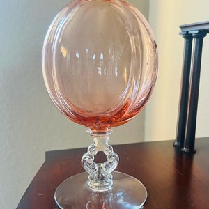 Vintage Cambridge Decagon Pink Keyhole Stem Ivy Ball Vase
