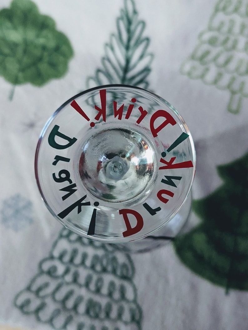 Grinch Color Changing Wine Glass Color Changing Christmas Glass Etsy