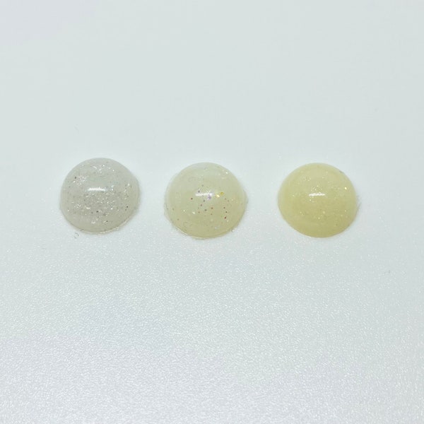 Breast milk pigment colours