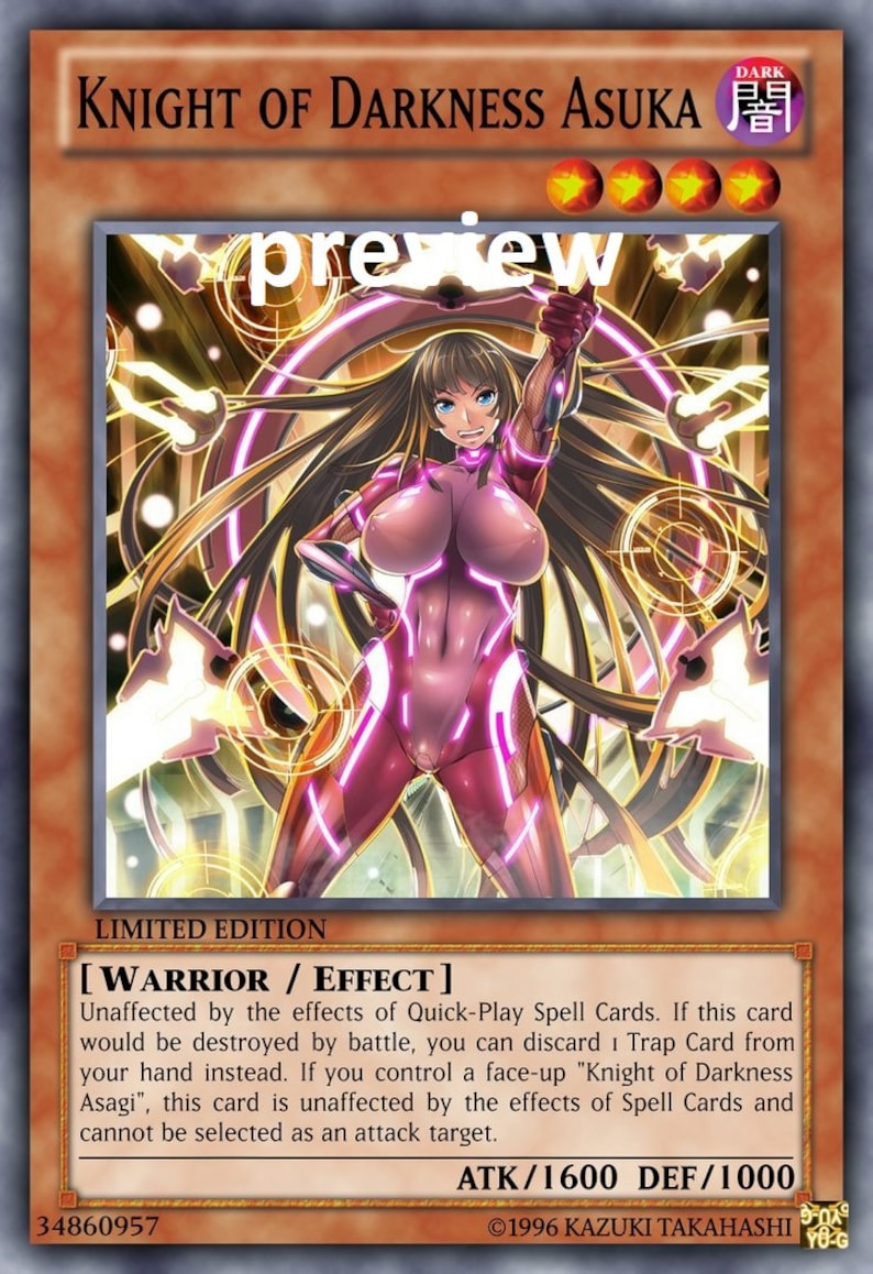 Op de afbeelding: Een verzamelkaart met een vrouw in een roze en paarse pak op een gloeiende achtergrond. De kaart heeft de titel "Knight of Darkness Asuka" en heeft een label met "Limited Edition". De tekst op de kaart luidt: "Unaffected by the effects of Quick-Play Spell Cards. If this card would be destroyed by battle, you can discard 1 Trap Card from your hand instead. If you control a face-up "Knight of Darkness Asagi", this card is unaffected by the effects of Spell Cards and cannot be selected as an attack target. ATK/1600 DEF/1000".