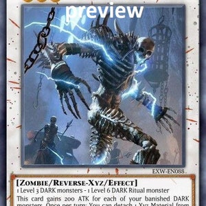 Può includere: Una carta collezionabile con uno scheletro minaccioso con energia blu, intitolata "Dark King Servant - Threatening Skeleton". La carta ha un bordo bianco con testo e un'immagine di sfondo scura. La carta ha ATK 2400 e DEF 2000.