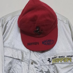Combo Ferrari Magneti Marelli Vintage jacket and hat