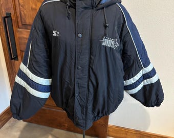 Vintage Starter brand Dallas Cowboys puffer coat size XL / vintage NFL jacket