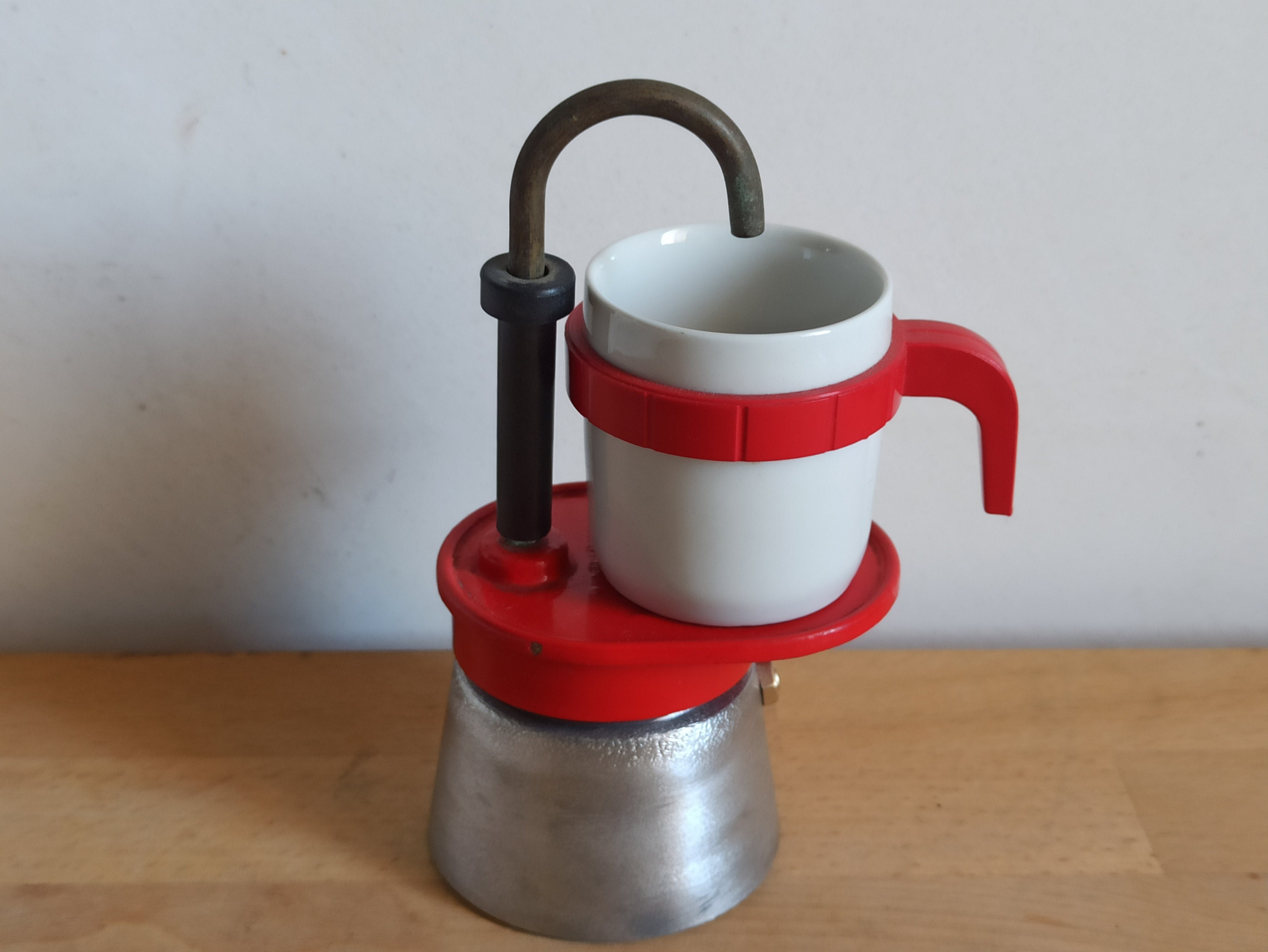 Bialetti caffettiera da 3 tazze Moka Exclusive Red in stile vintage -  Candida Celiento