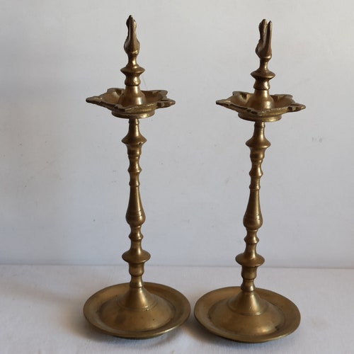 Vintage pair of brass Diyas, Annapakshi oillamps 1960s shops