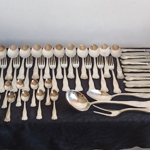 Fantastic baroque vintage cutlery set Italian silverplate , flatware for 12, marked arg 800