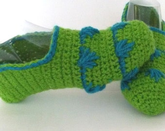 Crocheted Wool Guest Slippers: Handmade Bulgarian Style