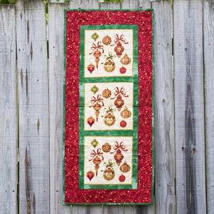 Christmas Table Runner, Handmade Holiday Décor, Quilted Table Runner