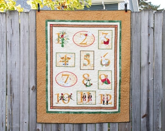 12 Days of Christmas Quilted Wall Hanging, Traditional Christmas Decoration, Christmas Wall Decor, Handmade Quilt, Twelve Days, Made in USA