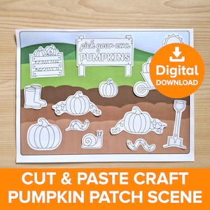 Może przedstawiać: Cyfrowe pobranie sceny z dyniowym polem do wycięcia i wklejenia. Scena zawiera znak z napisem "pick your own pumpkins", dynie, taczkę, buty i inne elementy o tematyce jesiennej. Obraz jest czarno-biały.