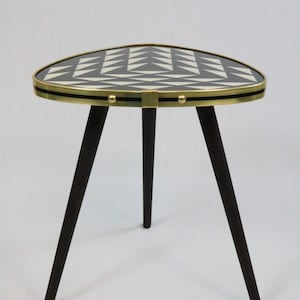 Side table, flower table, small triangle shaped table, checkered, vintage 50s inspired