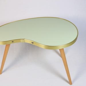 Tavolino a forma di rene, taglia S, in linoleum, tavolino laterale, tavolino da caffè piccolo, stile metà secolo, ispirato al vintage anni '50