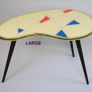 Niervormige tafel, maat L, bijzettafel, geometrisch patroon, vintage jaren 50-geïnspireerd, geometrisch patroon
