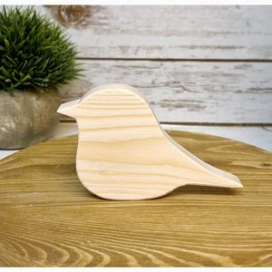 Ofärdig träfågelform, Handutskuren, träämne för hantverk, Träbearbetning, DIY bild 1