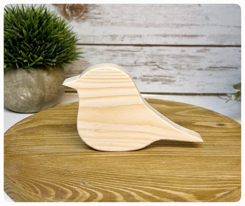 Ofärdig träfågelform, Handutskuren, träämne för hantverk, Träbearbetning, DIY bild 1