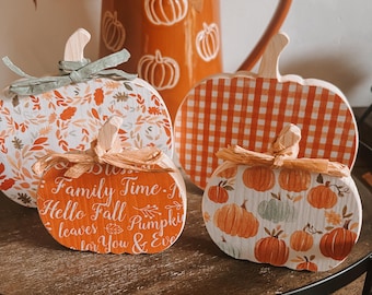 Hand Cut Wooden Pumpkin Decor, Freestanding Autumn Pumpkin Decor , Rustic Shelf Sitter, Fall Tiered Tray sign, Farmhouse Gift