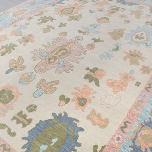 Ivory Blue colorful Modern Vintage Oushak Flower Rug Hand Knotted Oriental rug | Free shipping | #2397