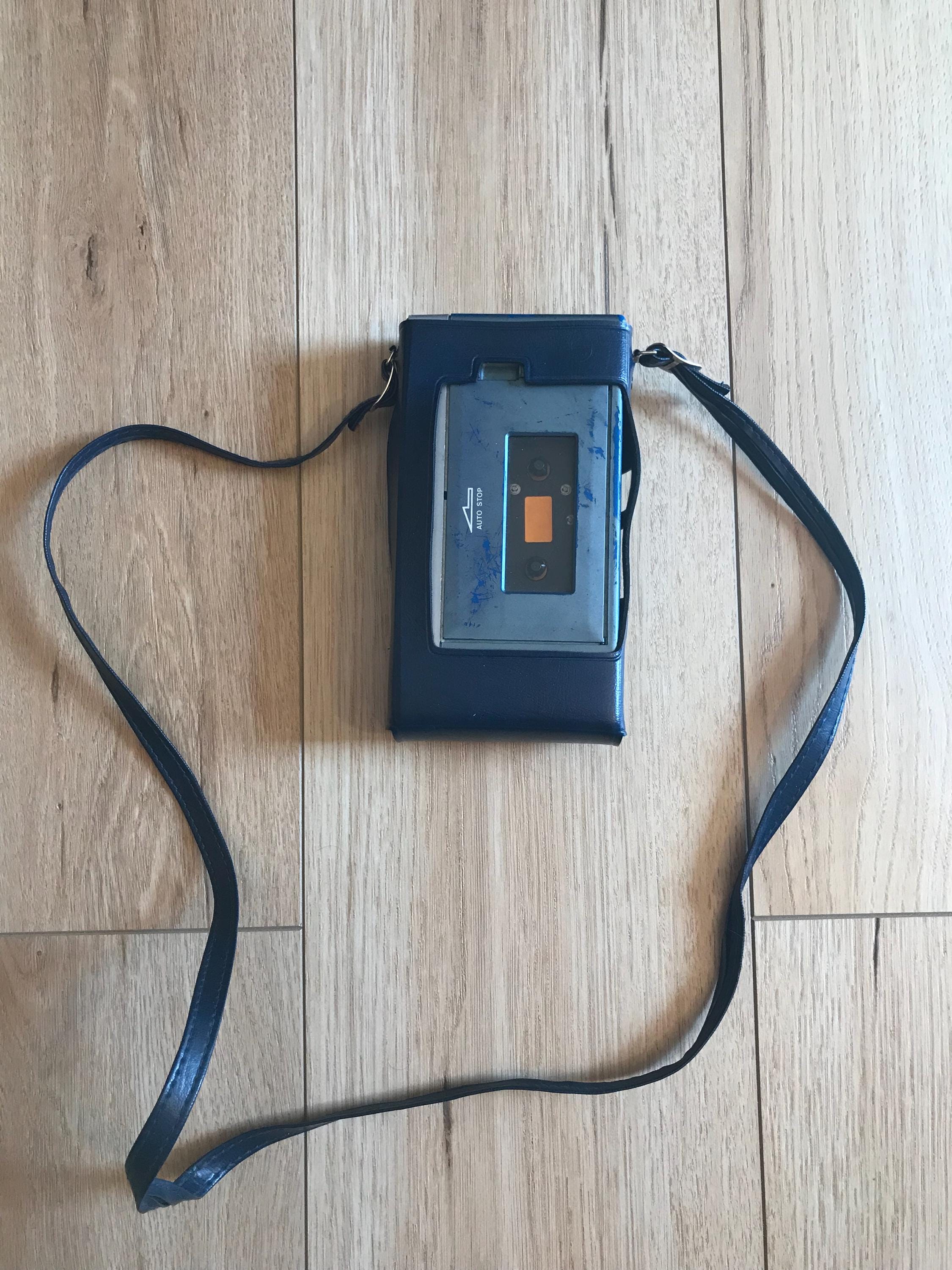 美品 SONY TPS-L2 WM-3 専用 革ケース ストラップ セット 美品 SONY TPS-L2 WM-3 専用 革ケース ストラップ セット Tps L2 Case